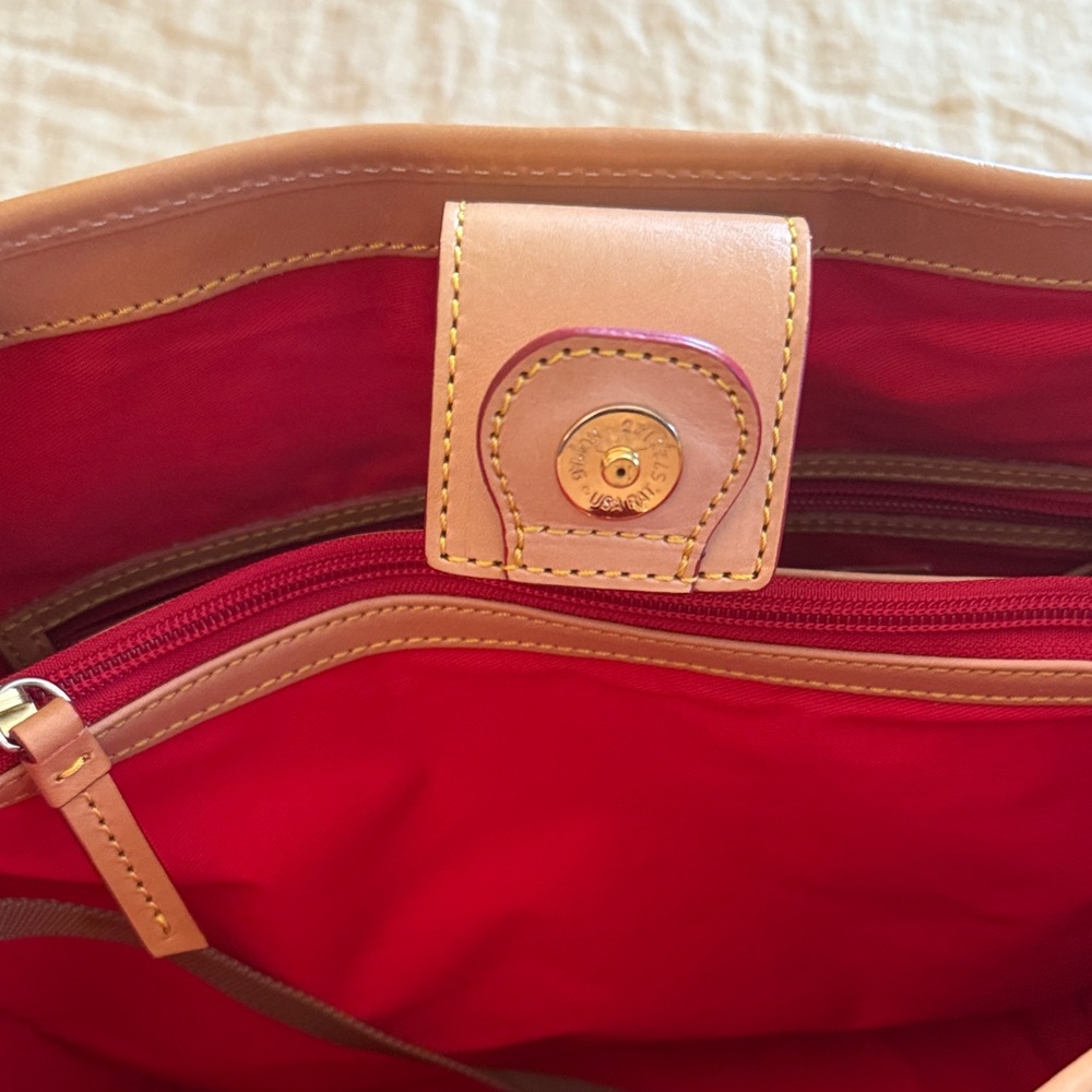 Dooney & Bourke patent leather tote - Picture 16 of 17
